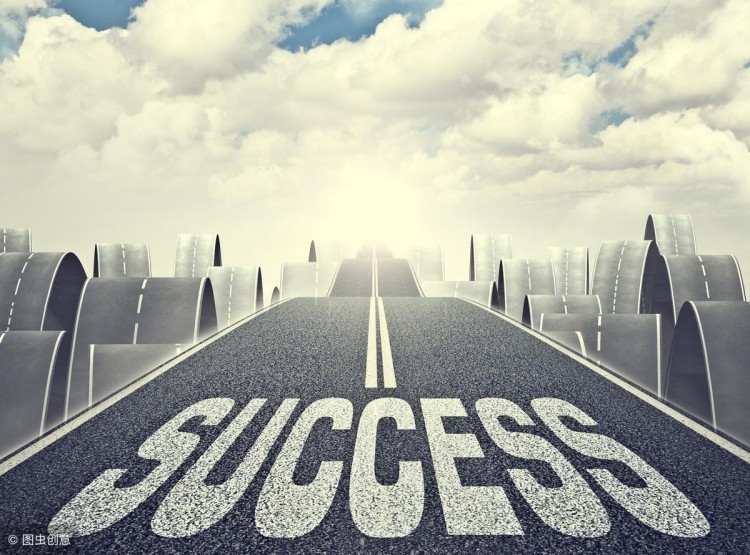 社交营销:魅⼒⼤增的美⼈引流思路让更多⼈喜欢你干货